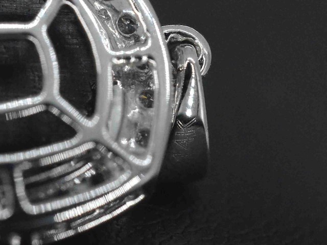 Witgouden hanger met diamanten en zwarte diamant 4.80 carat - afbeelding 8 van  8