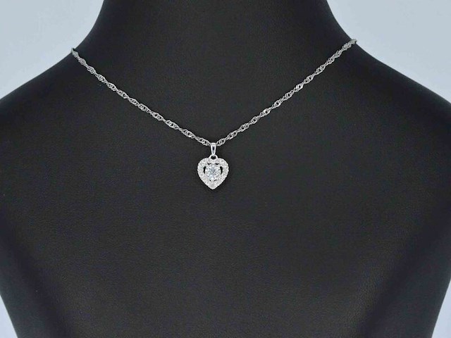 Witgouden hanger met diamanten in hartvorm, excl. ketting - afbeelding 2 van  7