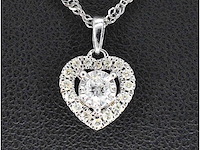 Witgouden hanger met diamanten in hartvorm - afbeelding 1 van  8