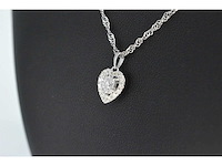 Witgouden hanger met diamanten in hartvorm - afbeelding 4 van  8