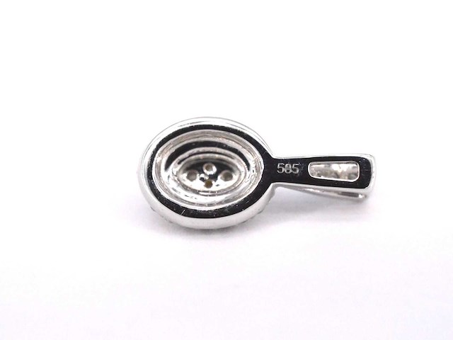 Witgouden hanger met diamanten - afbeelding 7 van  7