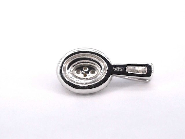 Witgouden hanger met diamanten - afbeelding 7 van  7