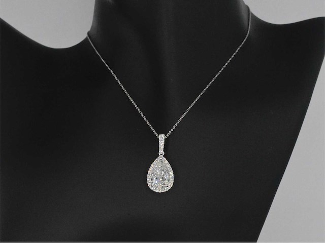 Witgouden hanger met druppelvorm briljant 3.00 carat - afbeelding 2 van  8