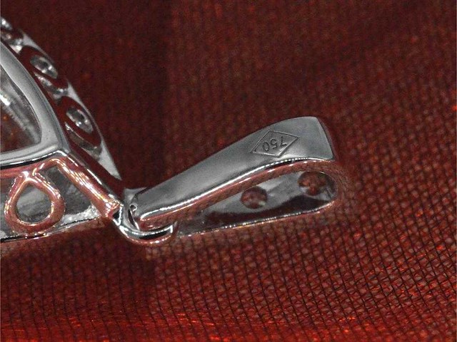 Witgouden hanger met druppelvorm briljant 3.00 carat - afbeelding 8 van  8