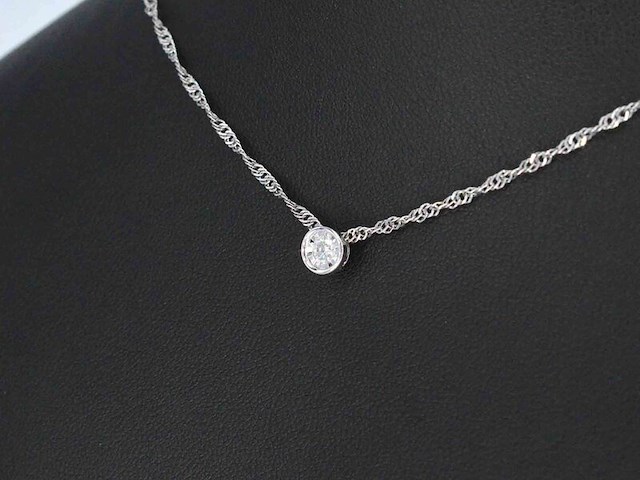 Witgouden hanger met een briljant geslepen diamant, excl. ketting - afbeelding 3 van  8