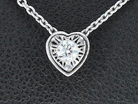 Witgouden hanger met een briljant geslepen natuurlijke diamant in hartvorm - afbeelding 1 van  7