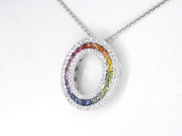 Witgouden hanger met multi colour saffieren en natuurlijke diamanten in een cirkel gezet - afbeelding 3 van  8