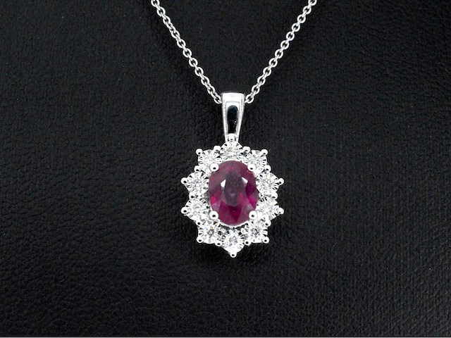 Witgouden hanger met natuurlijke diamanten en robijn - afbeelding 1 van  10