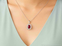 Witgouden hanger met natuurlijke diamanten en robijn - afbeelding 3 van  10