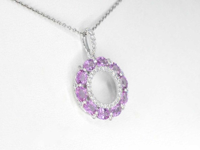 Witgouden hanger met roze saffieren en diamanten cirkelzetting - afbeelding 5 van  7