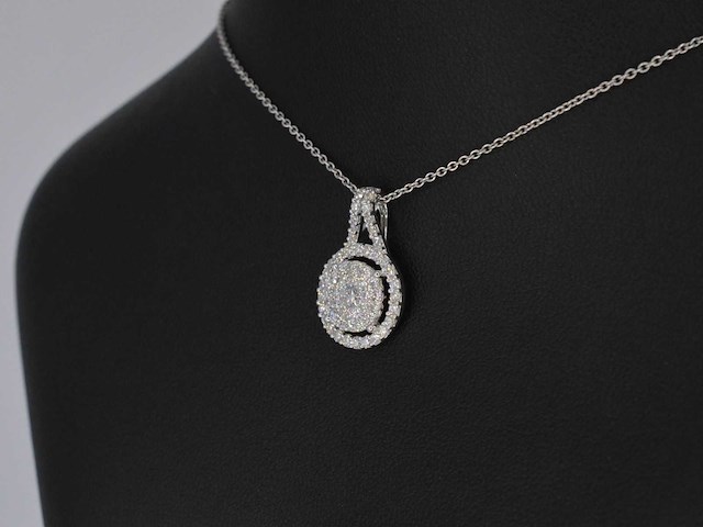 Witgouden hanger volledig bezet met diamanten - afbeelding 4 van  6
