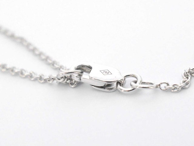 Witgouden hartvormige hanger en collier vol met diamanten - afbeelding 10 van  10