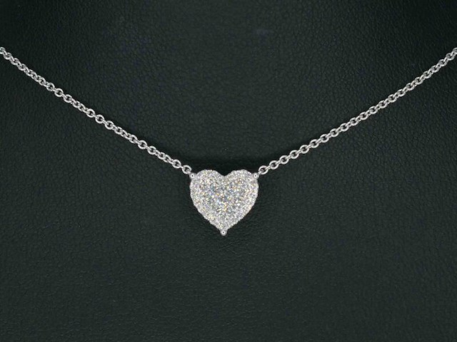 Witgouden hartvormige hanger en collier vol met diamanten - afbeelding 1 van  11