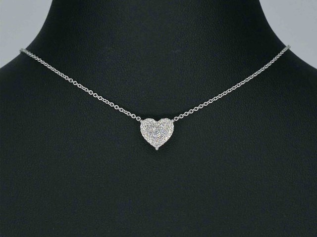 Witgouden hartvormige hanger en collier vol met diamanten - afbeelding 11 van  11