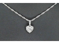 Witgouden hartvormige hanger met diamanten, excl. ketting - afbeelding 5 van  7