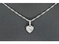 Witgouden hartvormige hanger met diamanten, excl. ketting - afbeelding 5 van  7