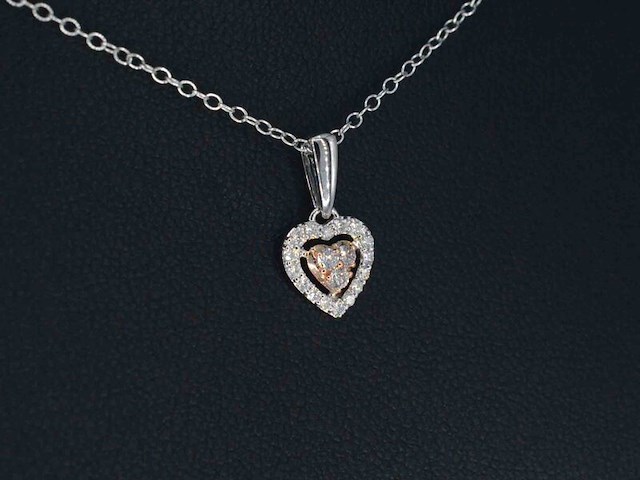 Witgouden hartvormige hanger met natuurlijke roze en witte diamant, incl. ketting - afbeelding 4 van  9