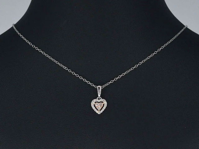 Witgouden hartvormige hanger met natuurlijke roze en witte diamant - afbeelding 2 van  7