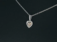 Witgouden hartvormige hanger met natuurlijke roze en witte diamant - afbeelding 3 van  7