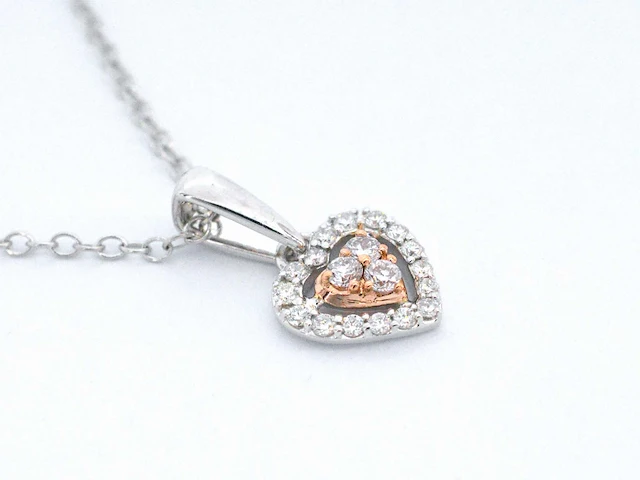 Witgouden hartvormige hanger met natuurlijke roze en witte diamant - afbeelding 6 van  7