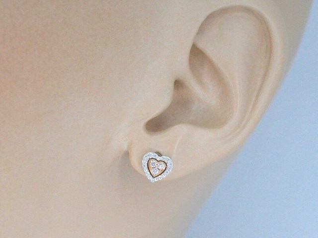 Witgouden hartvormige oorbellen met natuurlijke roze en witte diamant - afbeelding 3 van  10