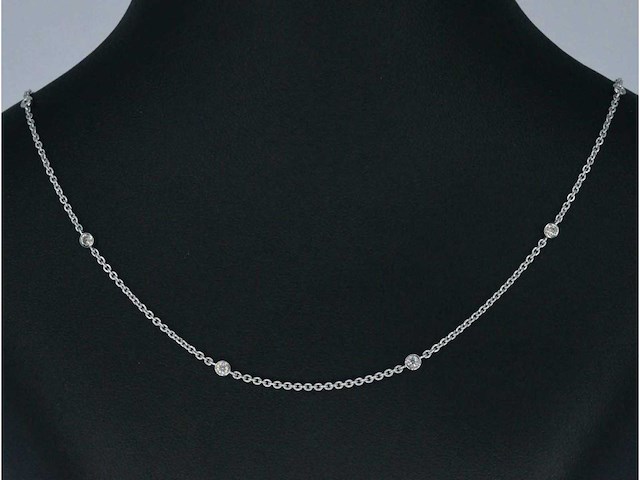Witgouden ketting met 8 briljant geslepen diamanten - afbeelding 1 van  7