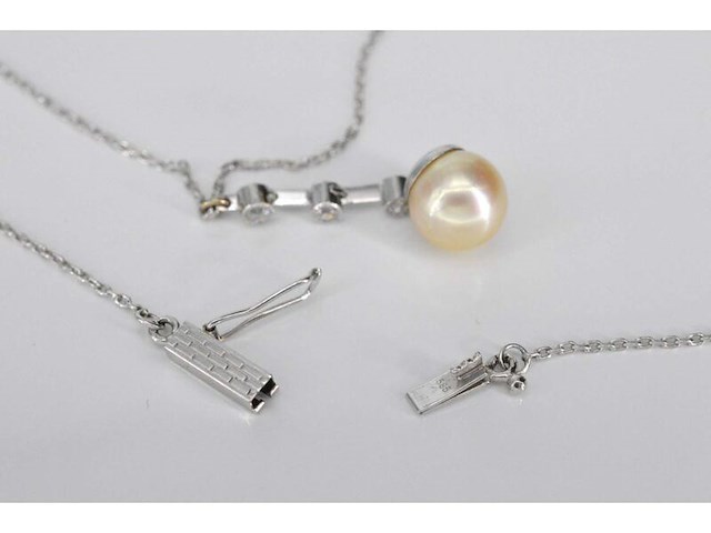 Witgouden ketting met parel en diamanten - afbeelding 4 van  7