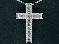 Witgouden kruis hanger met briljant geslepen diamanten - afbeelding 1 van  9