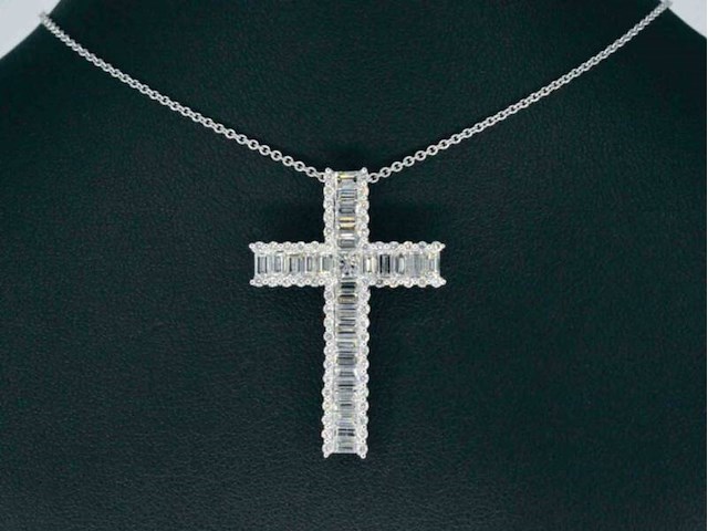 Witgouden kruis hanger met diamanten gezet, excl. ketting - afbeelding 3 van  10