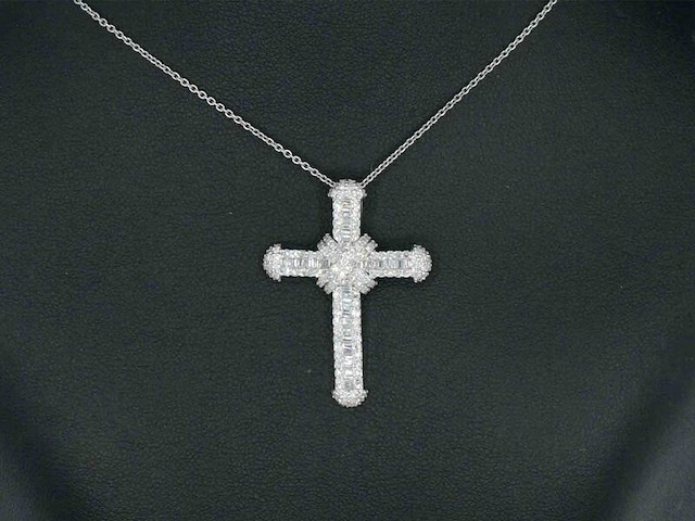 Witgouden kruishanger met diamanten, excl. ketting - afbeelding 2 van  9