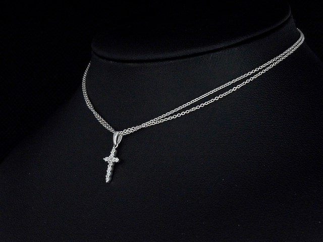 Witgouden kruishanger met natuurlijk diamanten, excl. ketting - afbeelding 4 van  6