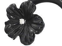 Witgouden oorbellen 0.18 carat met zwarte edele bloem en grote diamanten - afbeelding 8 van  10