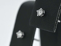 Witgouden oorbellen diamant 0.10 ct - afbeelding 3 van  8