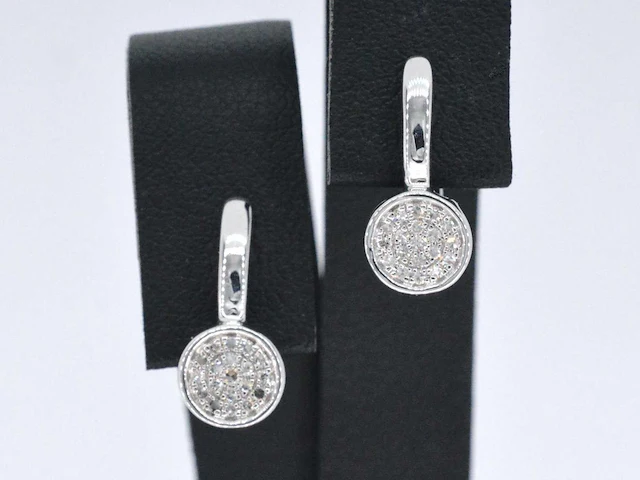 Witgouden oorbellen diamant 0.20 ct - afbeelding 1 van  10