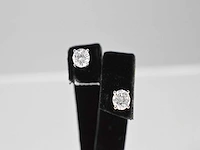 Witgouden oorbellen diamant 0.60 ct - afbeelding 3 van  5