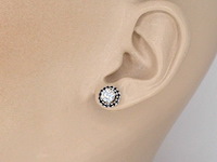 Witgouden oorbellen diamant 1.00 carat met zwarte diamanten - afbeelding 2 van  8