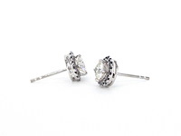 Witgouden oorbellen diamant 1.00 carat met zwarte diamanten - afbeelding 5 van  8