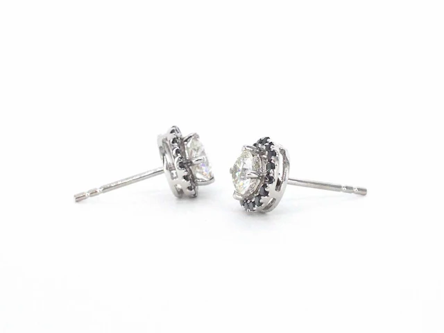Witgouden oorbellen diamant 1.00 ct - afbeelding 4 van  8