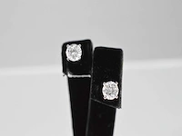 Witgouden oorbellen diamant 1.00 ct - afbeelding 3 van  5