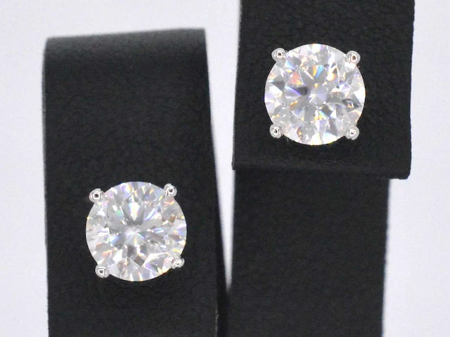 Witgouden oorbellen diamant 2.00 ct - afbeelding 3 van  9