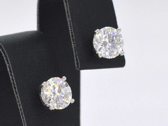 Witgouden oorbellen diamant 2.00 ct - afbeelding 5 van  9