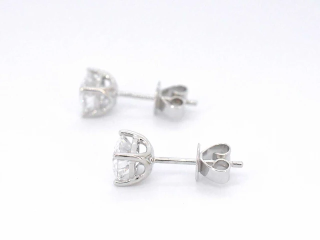 Witgouden oorbellen diamant 2.00 ct - afbeelding 7 van  9