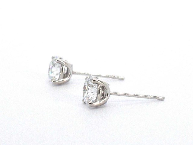 Witgouden oorbellen diamanten 2.00 carat - afbeelding 5 van  9