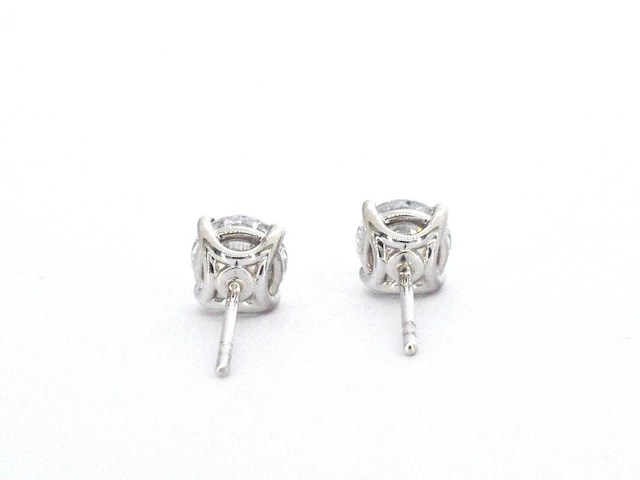 Witgouden oorbellen diamanten 2.00 carat - afbeelding 8 van  9