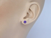 Witgouden oorbellen met amethist - afbeelding 3 van  10