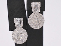 Witgouden oorbellen met briljant geslepen diamanten