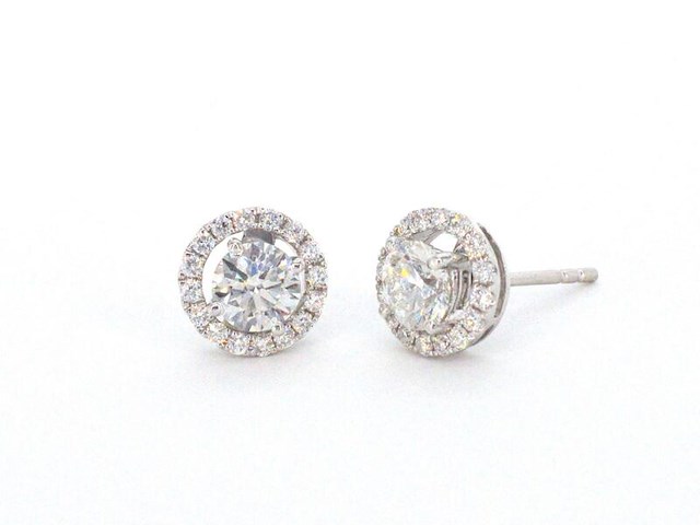 Witgouden oorbellen met briljant geslepen natuurlijke diamanten 1.00 carat - afbeelding 1 van  10