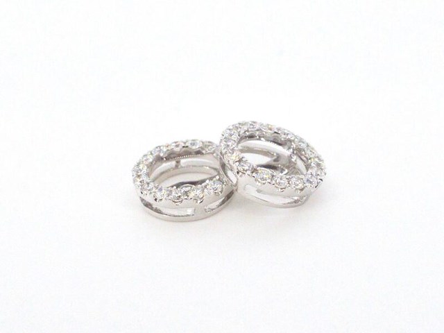 Witgouden oorbellen met briljant geslepen natuurlijke diamanten 1.00 carat - afbeelding 9 van  10