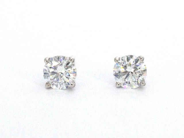 Witgouden oorbellen met briljanten van 2.00 carat - afbeelding 7 van  9