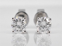 Witgouden oorbellen met diamant 0.50 carat - afbeelding 1 van  5